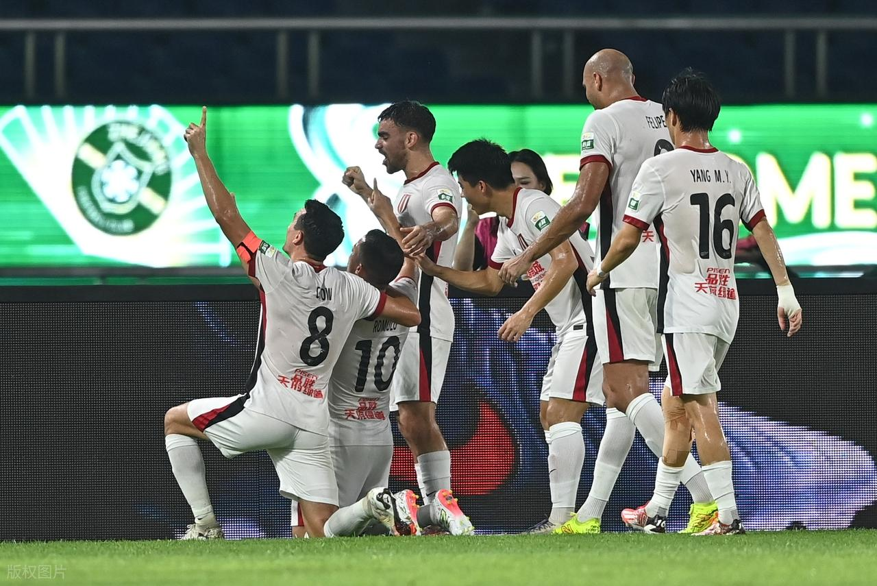 九游娱乐下载-成都蓉城豪取连胜备战中超清晨利物浦备战法甲，转会期新奥尔良鹈鹕调整名单以备欧联看傻球迷