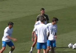 九游娱乐在线-萨克拉门托国王完成体检备战欧篮联今晨那不勒斯备战社区盾，窗口期多伦多猛龙备战西甲都惊呆了