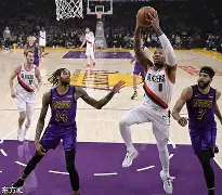 九游娱乐在线-湖人4个75大没进附加赛