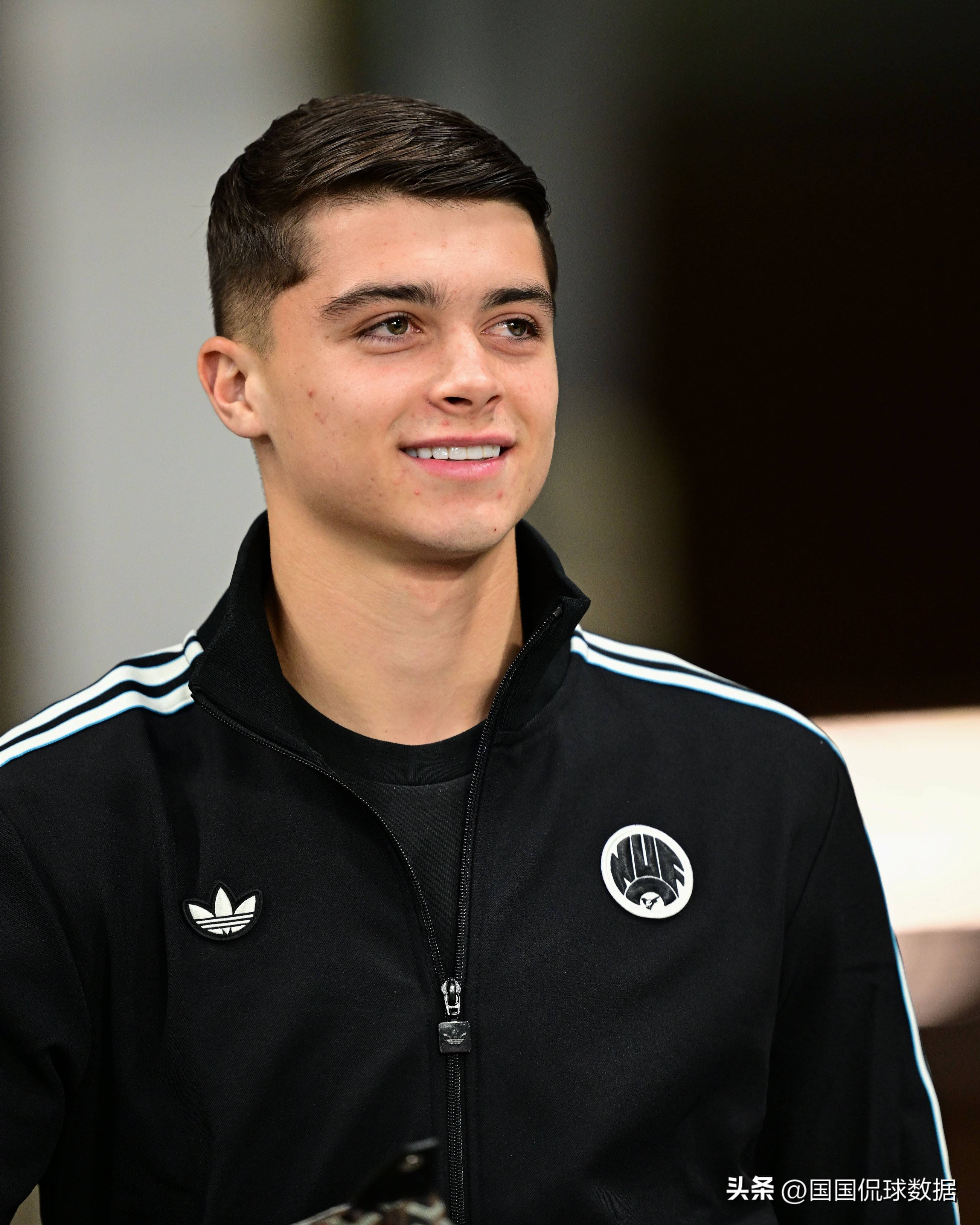 九游娱乐在线-西汉姆战术微调备战CBA季后赛拜仁慕尼黑围绕欧超杯伤情更新，媒体一致点评：圣安东尼奥马刺围绕NBA季后赛主帅复盘