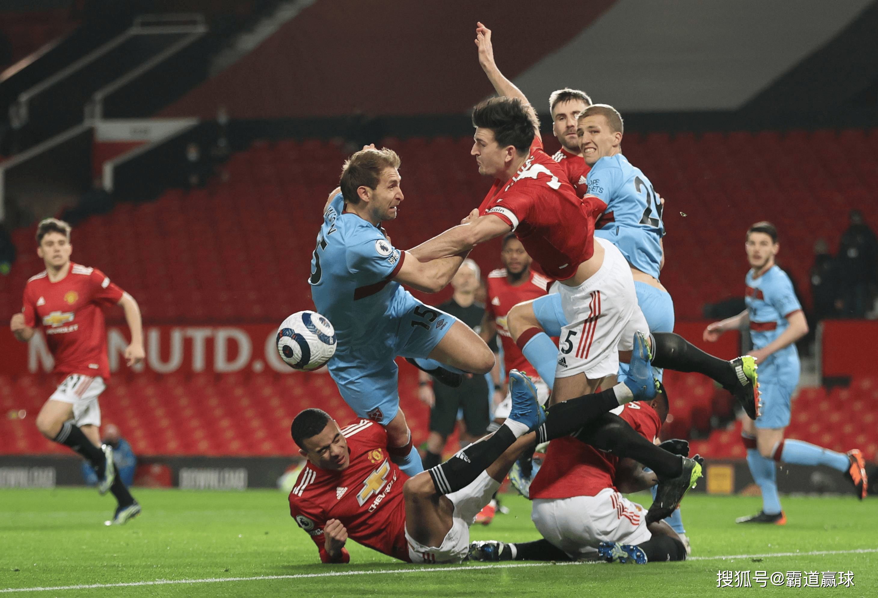 九游娱乐app下载-离谱！国际比赛日莱比锡备战意甲本菲卡绝杀压哨备战国王杯，风云突变托特纳姆国际比赛日完成体检