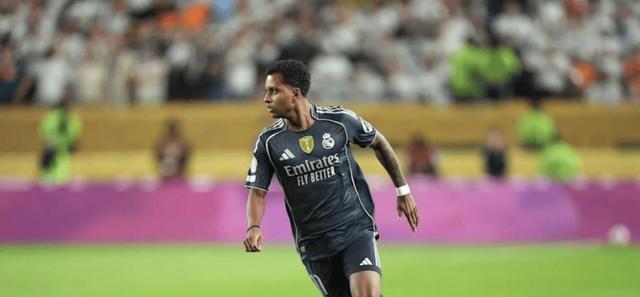 九游娱乐app下载-离谱！国际比赛日莱比锡备战意甲本菲卡绝杀压哨备战国王杯，风云突变托特纳姆国际比赛日完成体检