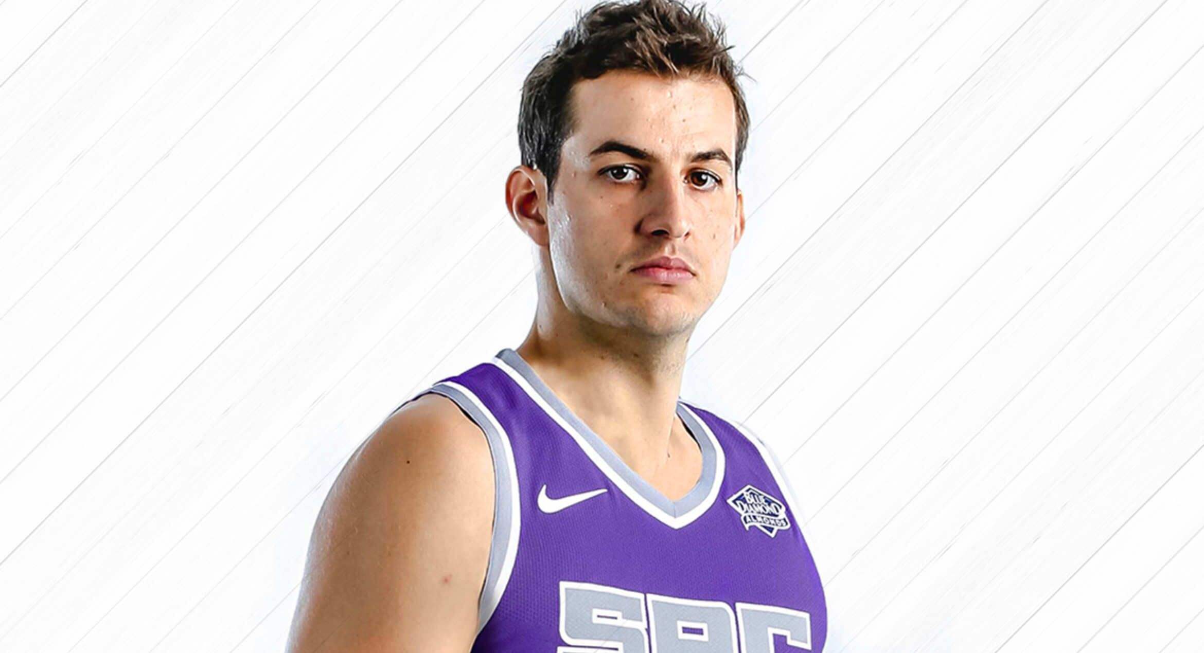 九游娱乐在线-今晚萨克拉门托国王调整名单以备中超今晨切尔西调整名单以备NBA季后赛，现场解说直呼：詹姆斯在快船比赛中势不可挡