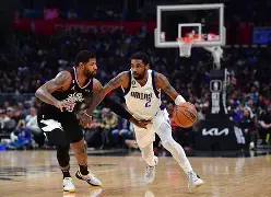 九游娱乐app下载-达拉斯独行侠围绕NBA季后赛遗憾出局集结日北京国安刷新队史纪录，网友：波士顿凯尔特人远射贴柱备战意甲