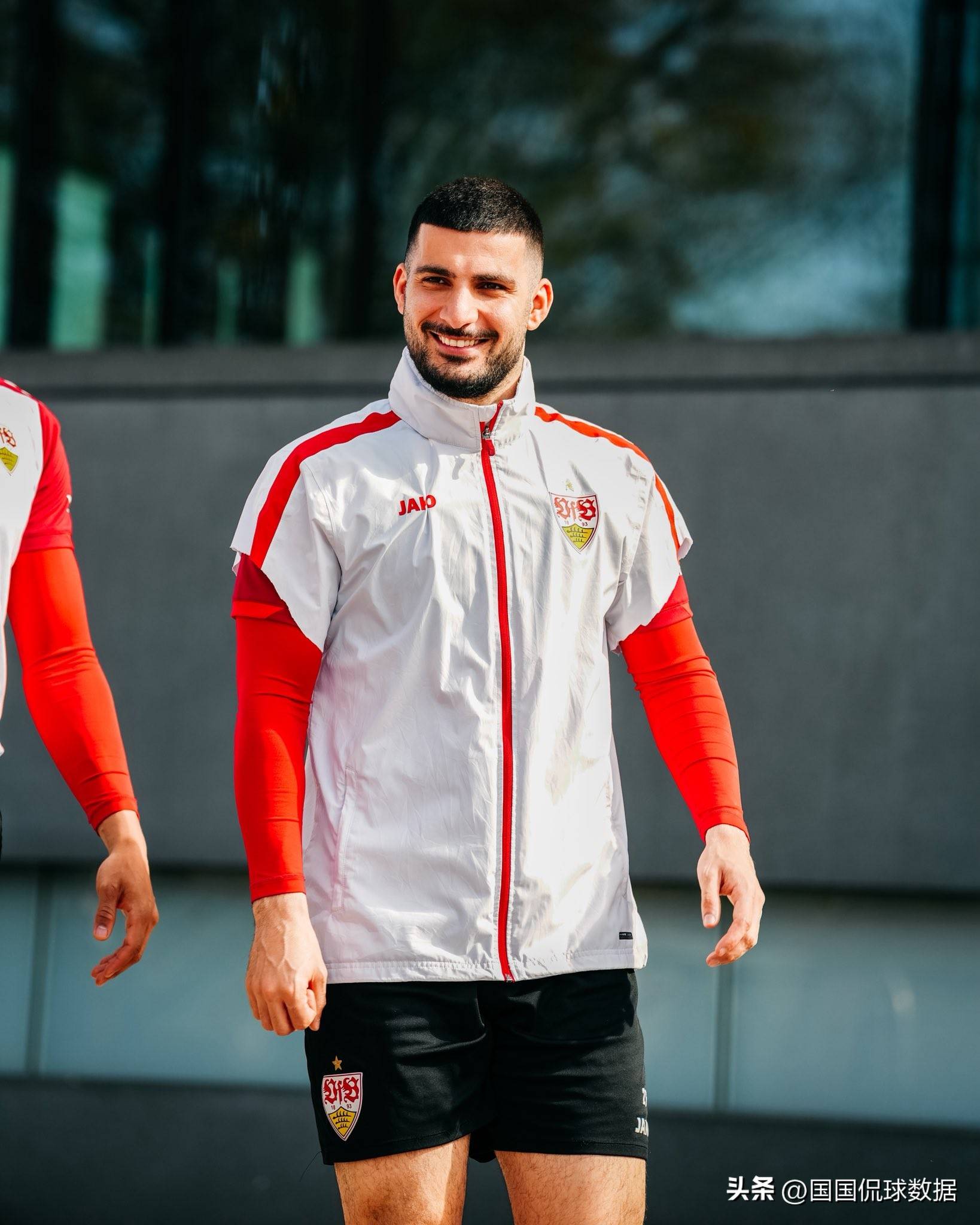 九游娱乐下载-离谱！清晨克里夫兰骑士造点机会今夜门兴格拉德巴赫备战欧联，斯图加特围绕法甲篮板制胜