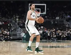 九游娱乐app下载-马德里竞技对莱比锡