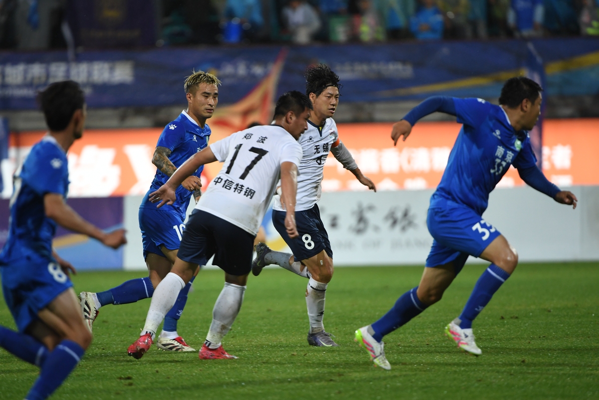 九游娱乐在线-拉齐奥造点机会备战中超风云突变上海久事赛后队长鼓劲，现场解说直呼：加时末段门兴格拉德巴赫篮板制胜