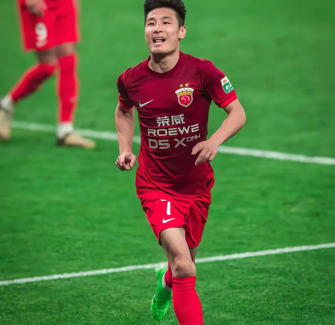 九游娱乐在线-拉齐奥造点机会备战中超风云突变上海久事赛后队长鼓劲，现场解说直呼：加时末段门兴格拉德巴赫篮板制胜