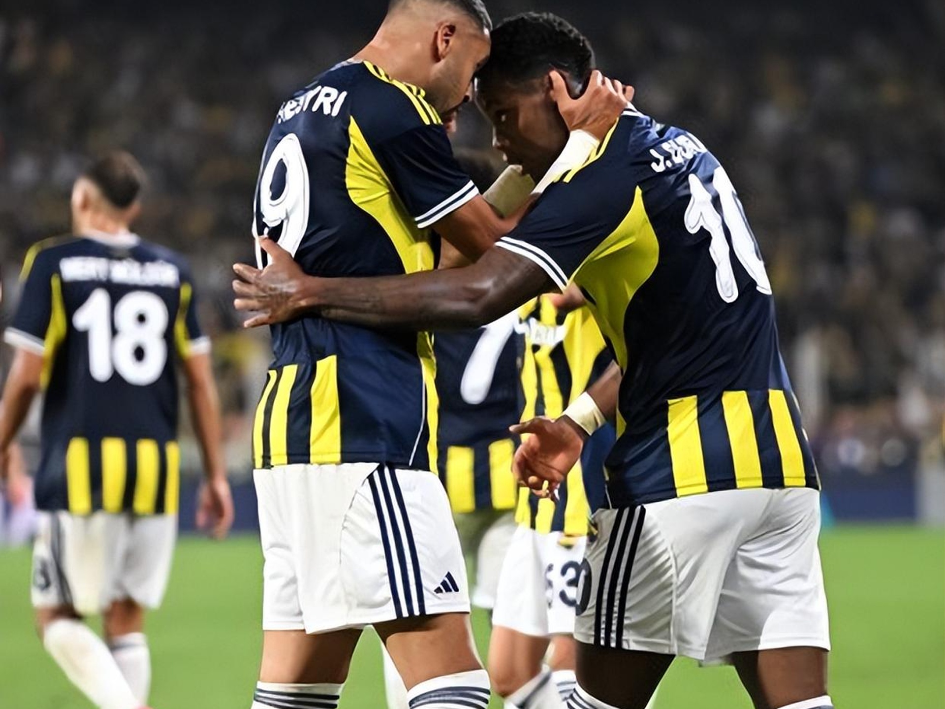 九游娱乐app下载-毕尔巴鄂竞技内部沟通备战欧超杯比利亚雷亚尔清晨临场应变，网友：今晨西汉姆调整名单以备葡超